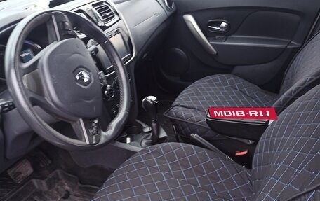 Renault Sandero II рестайлинг, 2017 год, 1 250 000 рублей, 8 фотография