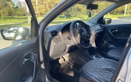 Volkswagen Polo VI (EU Market), 2015 год, 880 000 рублей, 4 фотография