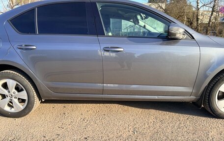 Skoda Octavia, 2018 год, 1 800 000 рублей, 8 фотография