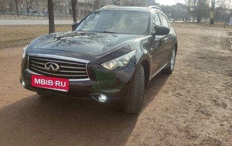 Infiniti FX II, 2012 год, 1 800 000 рублей, 2 фотография