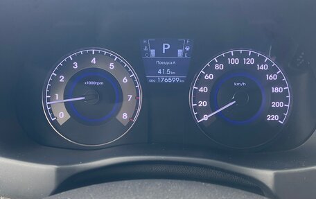 Hyundai Solaris II рестайлинг, 2011 год, 795 000 рублей, 10 фотография