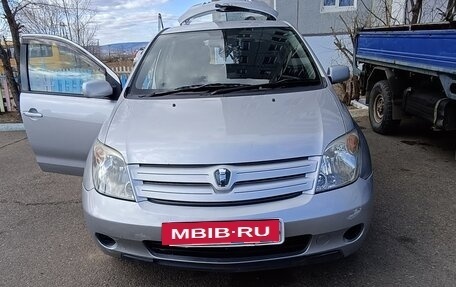 Toyota Ist II, 2004 год, 530 000 рублей, 5 фотография
