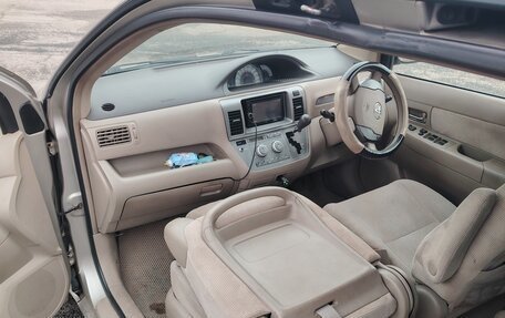 Toyota Raum II, 2003 год, 450 000 рублей, 6 фотография