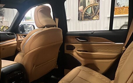 Jeep Grand Cherokee, 2022 год, 6 990 000 рублей, 10 фотография