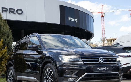 Volkswagen Tiguan II, 2019 год, 1 968 000 рублей, 2 фотография