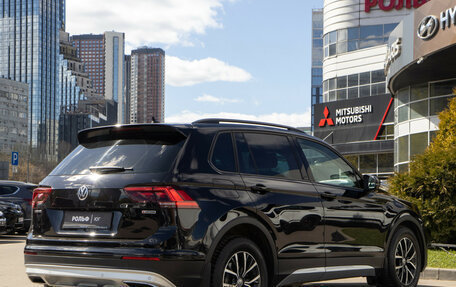 Volkswagen Tiguan II, 2019 год, 1 968 000 рублей, 4 фотография