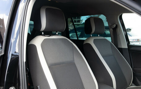 Volkswagen Tiguan II, 2019 год, 1 968 000 рублей, 13 фотография