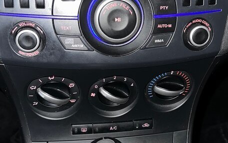 Mazda 3, 2012 год, 1 390 000 рублей, 36 фотография