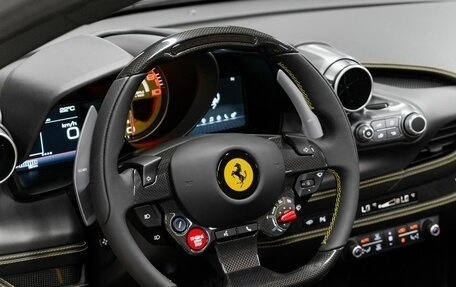 Ferrari F8, 2023 год, 36 700 000 рублей, 17 фотография