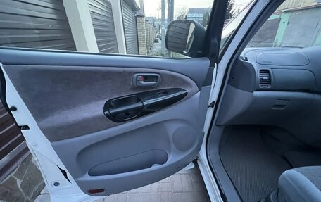 Toyota Estima III рестайлинг -2, 2001 год, 1 000 000 рублей, 14 фотография