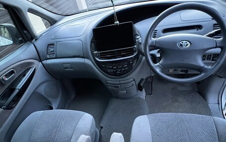 Toyota Estima III рестайлинг -2, 2001 год, 1 000 000 рублей, 8 фотография