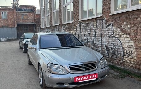 Mercedes-Benz S-Класс, 2001 год, 750 000 рублей, 2 фотография