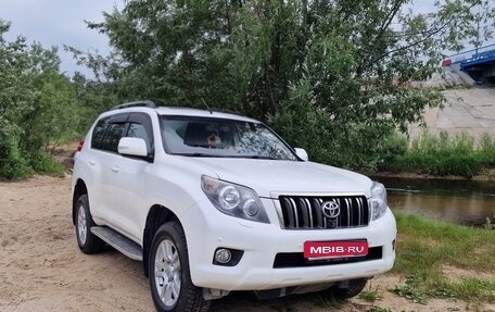 Toyota Land Cruiser Prado 150 рестайлинг 2, 2012 год, 3 199 000 рублей, 1 фотография