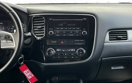 Mitsubishi Outlander III рестайлинг 3, 2014 год, 1 420 000 рублей, 17 фотография