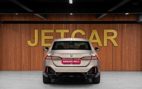 BMW 5 серия, 2024 год, 9 000 000 рублей, 6 фотография