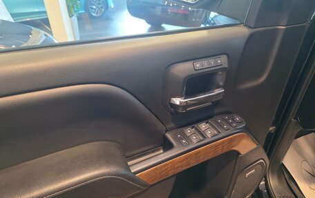 Chevrolet Silverado, 2018 год, 3 390 000 рублей, 11 фотография