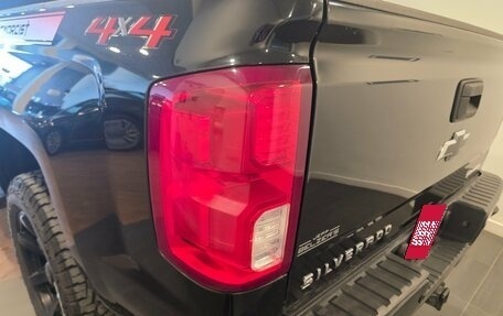 Chevrolet Silverado, 2018 год, 3 390 000 рублей, 10 фотография