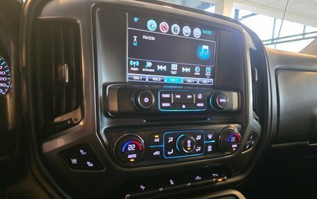 Chevrolet Silverado, 2018 год, 3 390 000 рублей, 14 фотография