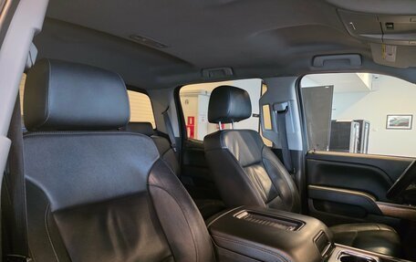 Chevrolet Silverado, 2018 год, 3 390 000 рублей, 24 фотография