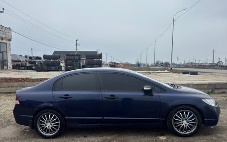 Honda Civic VIII, 2008 год, 670 000 рублей, 2 фотография