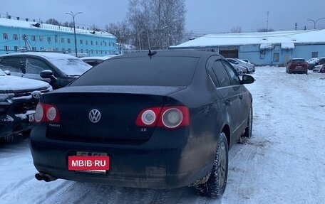 Volkswagen Passat B6, 2005 год, 600 000 рублей, 3 фотография