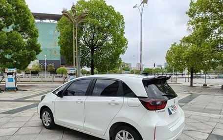 Honda Fit, 2023 год, 1 110 000 рублей, 3 фотография