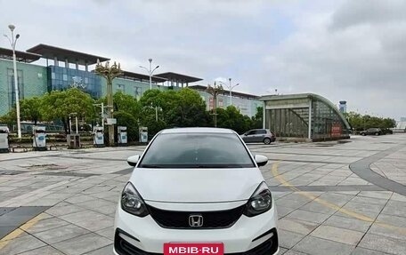 Honda Fit, 2023 год, 1 110 000 рублей, 5 фотография
