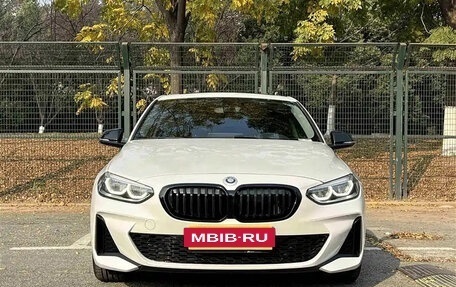 BMW 1 серия, 2023 год, 1 698 186 рублей, 2 фотография
