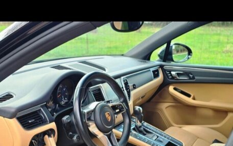 Porsche Macan I рестайлинг, 2016 год, 3 200 рублей, 2 фотография