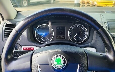 Skoda Octavia, 2011 год, 960 000 рублей, 10 фотография