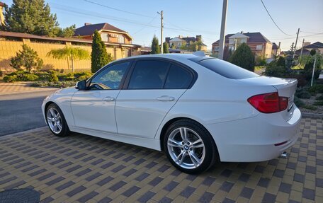 BMW 3 серия, 2014 год, 2 090 000 рублей, 8 фотография