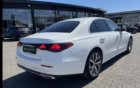 Mercedes-Benz E-Класс, 2025 год, 6 579 844 рублей, 5 фотография