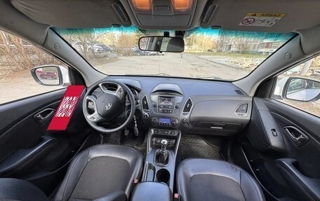 Hyundai ix35 I рестайлинг, 2015 год, 1 390 000 рублей, 2 фотография