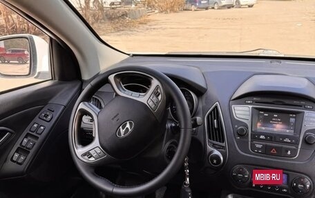 Hyundai ix35 I рестайлинг, 2015 год, 1 390 000 рублей, 10 фотография
