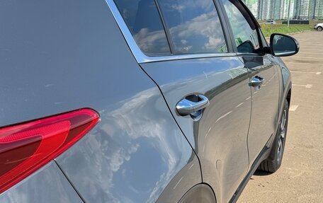 KIA Sportage IV рестайлинг, 2020 год, 2 369 000 рублей, 7 фотография