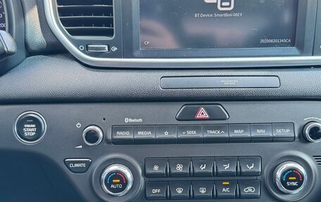 KIA Sportage IV рестайлинг, 2020 год, 2 369 000 рублей, 13 фотография