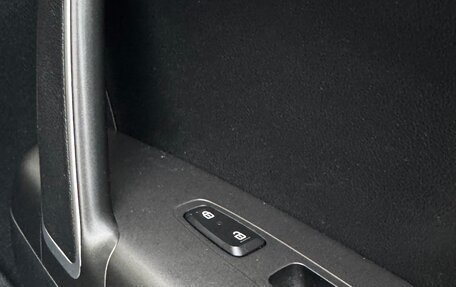 KIA Sportage IV рестайлинг, 2020 год, 2 369 000 рублей, 26 фотография