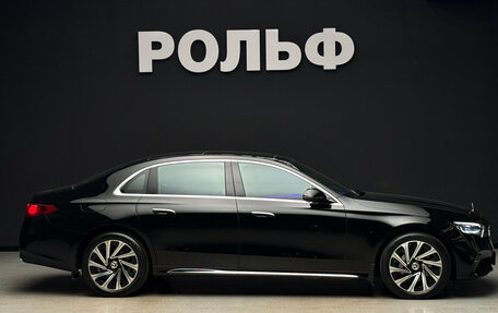 Mercedes-Benz E-Класс, 2024 год, 7 300 000 рублей, 5 фотография