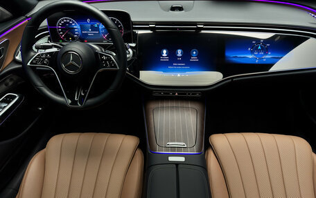 Mercedes-Benz E-Класс, 2024 год, 7 300 000 рублей, 11 фотография