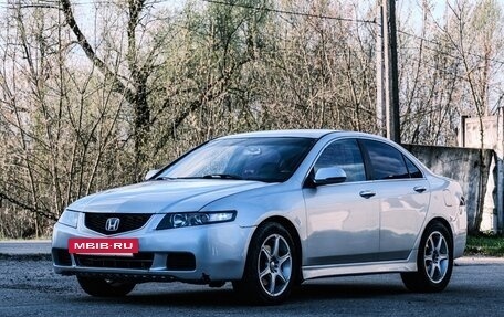 Honda Accord VII рестайлинг, 2003 год, 750 000 рублей, 2 фотография