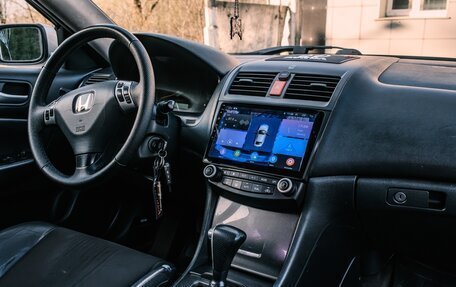 Honda Accord VII рестайлинг, 2003 год, 750 000 рублей, 17 фотография