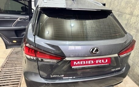 Lexus RX IV рестайлинг, 2021 год, 6 300 000 рублей, 12 фотография