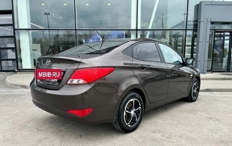 Hyundai Solaris II рестайлинг, 2016 год, 1 030 000 рублей, 2 фотография