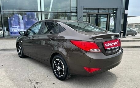 Hyundai Solaris II рестайлинг, 2016 год, 1 030 000 рублей, 4 фотография