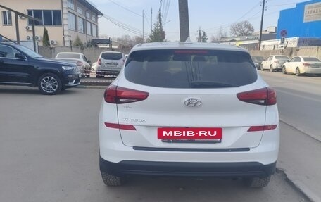 Hyundai Tucson III, 2020 год, 2 300 000 рублей, 2 фотография
