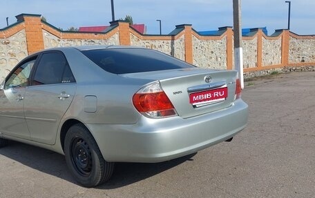 Toyota Camry V40, 2004 год, 870 000 рублей, 1 фотография