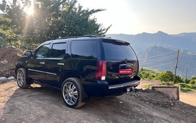 Chevrolet Tahoe III, 2008 год, 1 700 000 рублей, 1 фотография