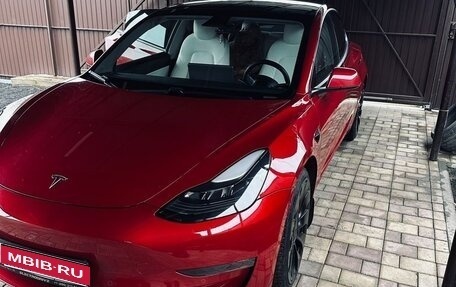 Tesla Model 3 I, 2020 год, 4 500 000 рублей, 1 фотография