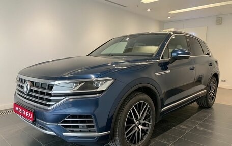 Volkswagen Touareg III, 2019 год, 4 049 000 рублей, 1 фотография