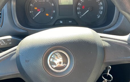 Skoda Fabia II, 2013 год, 530 000 рублей, 2 фотография